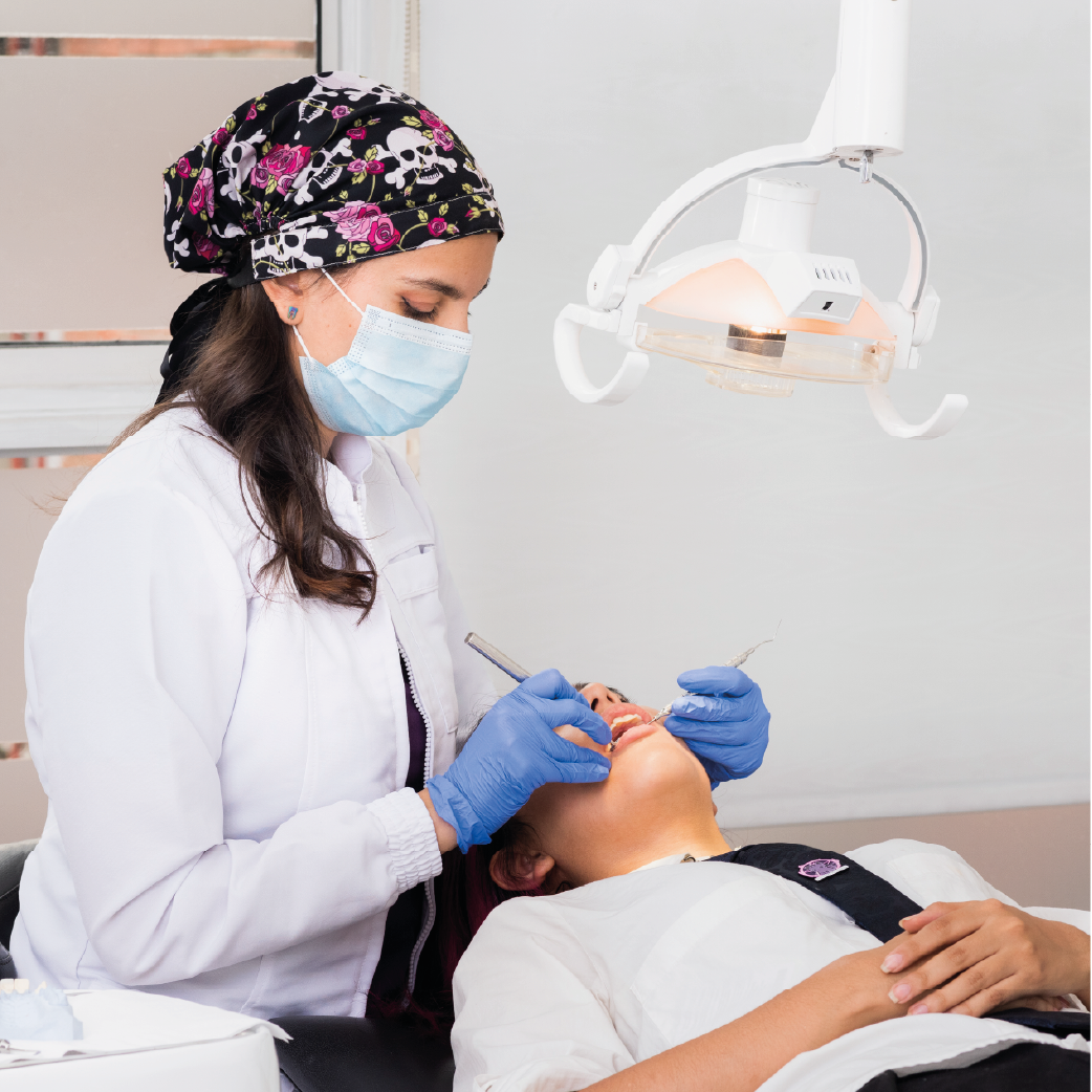 Limpieza dental con la Dra. natalia Silva